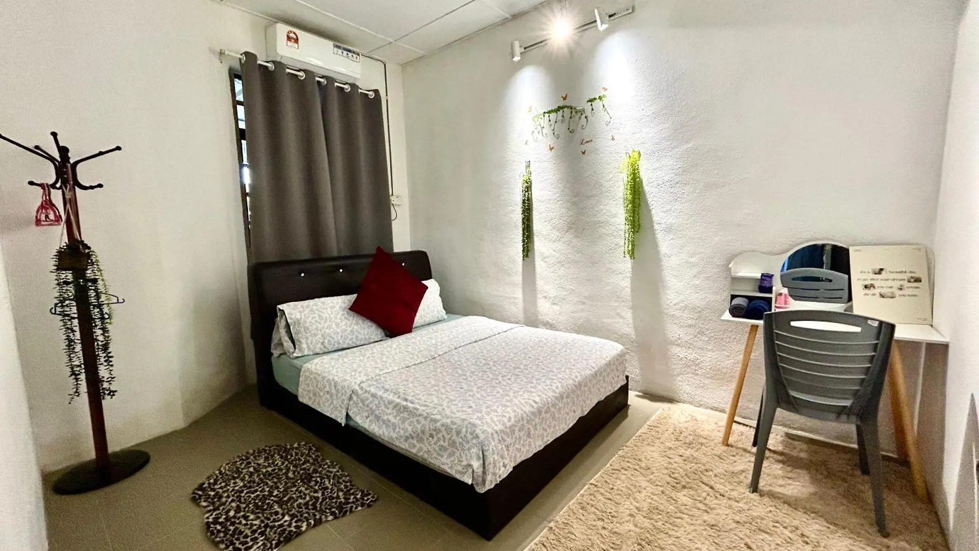 Entire 33 Cozy House • 3 Bedroom @ Alma Bukit Mertajam Malaysia