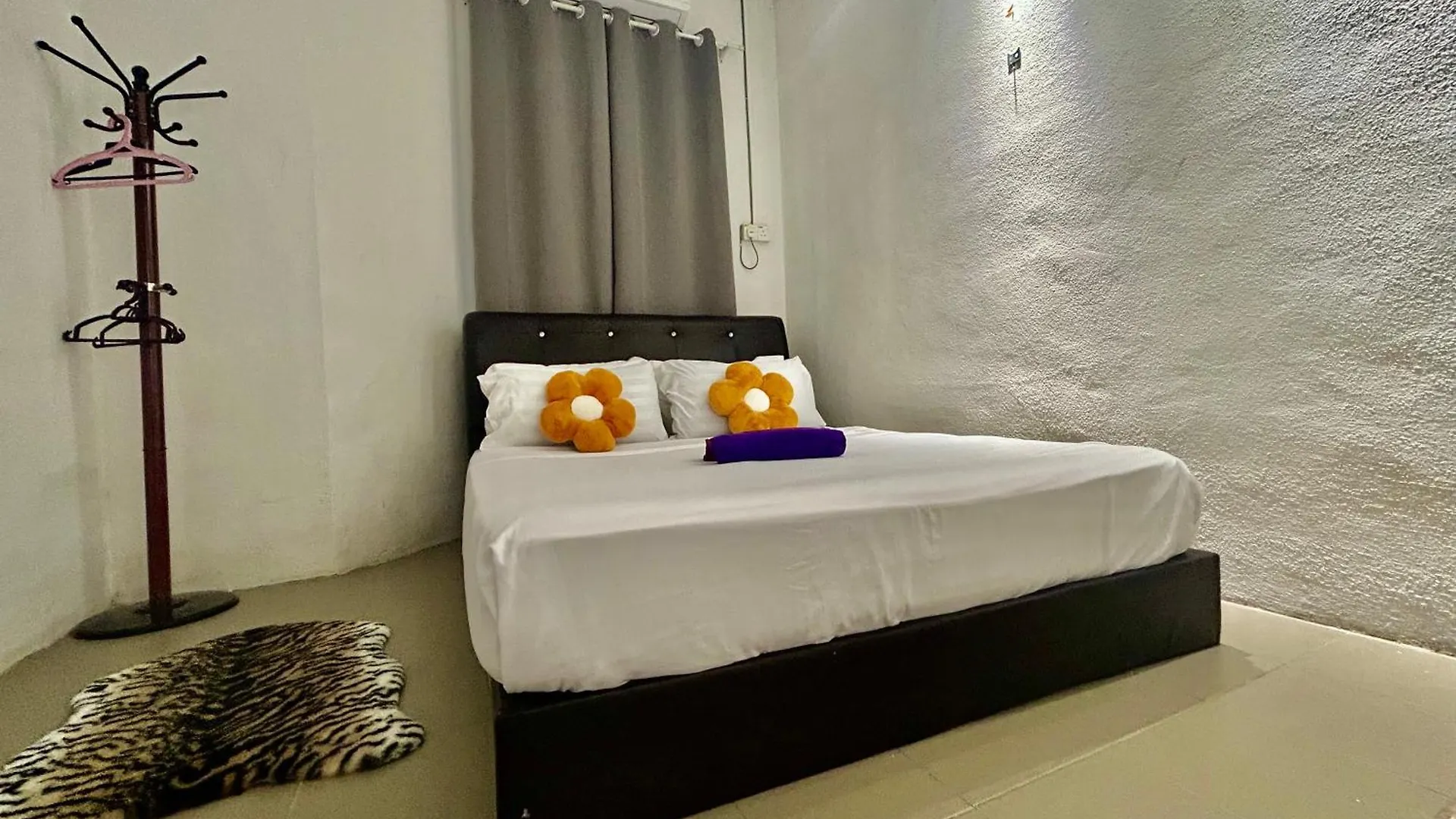 Entire 33 Cozy House • 3 Bedroom @ Alma Bukit Mertajam Ferienhaus